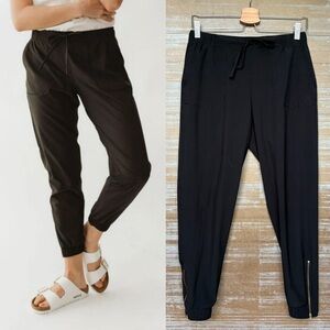 Albion Fit Jettsetter Joggers Black Gold Zip Athleisure Stretch Womens S